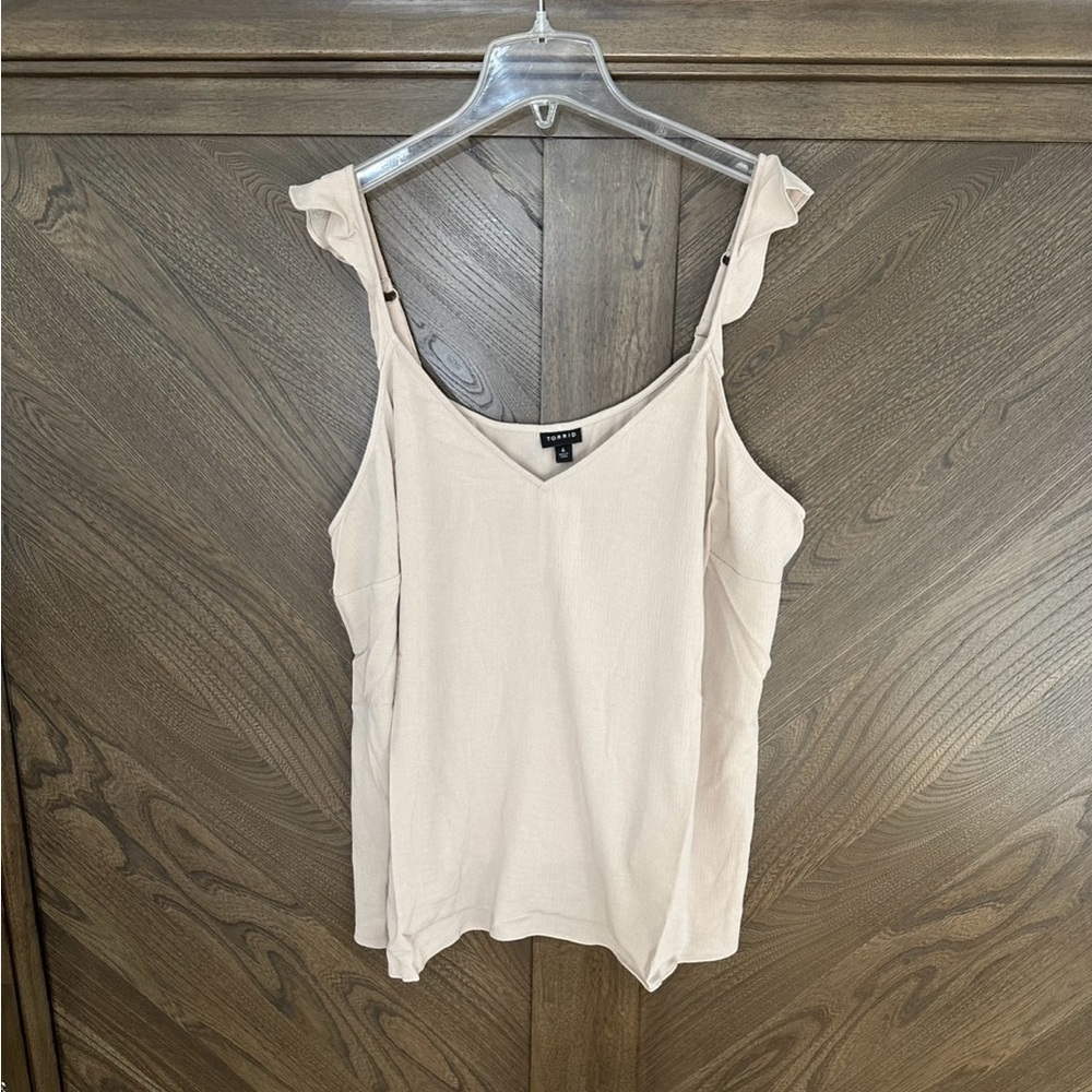 Torrid Washable Crinkle Gauze V-Neck Ruffle Strap Tank Size 4X